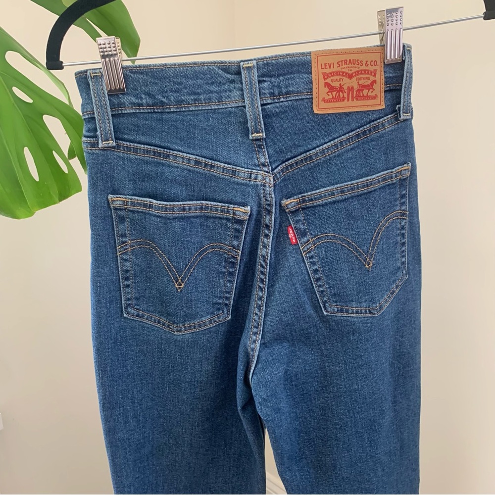 Levis Ribcage Bootcut Jeans - Picture 3 of 4
